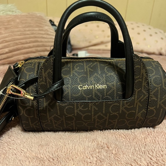 Calvin Klein bag - Picture 4 of 13